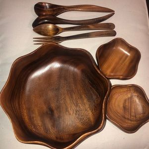 Vintage Hawaiian Monkey Pod Bowl Set w/utensils